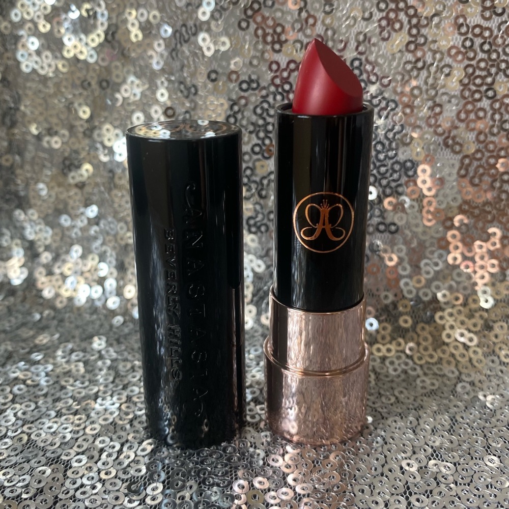 Anastasia Beverly Hills - Matte Lipstick (Ruby)